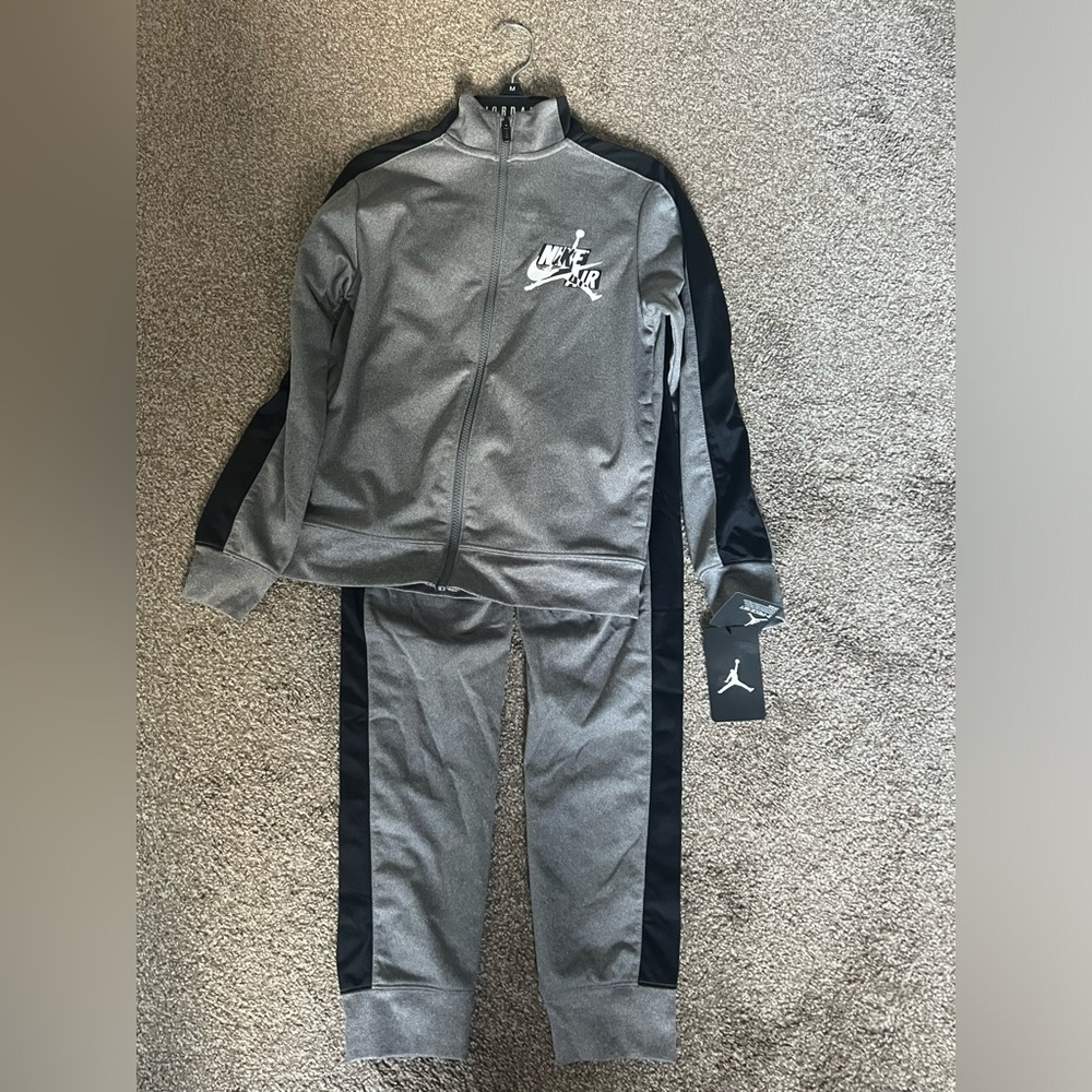 Air Jordan Boys Jumpman Tracksuit Set Carbon Heather NWT
